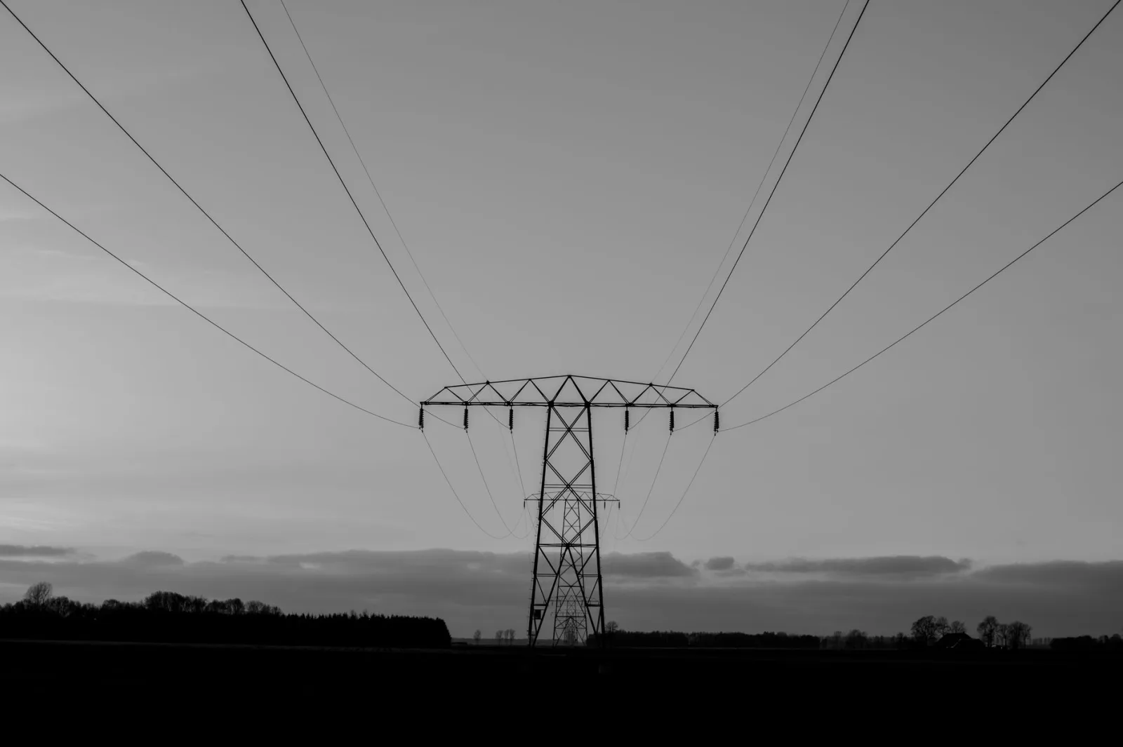 Stroomstoring Almere Muziekwijk oorzaak: kabel &